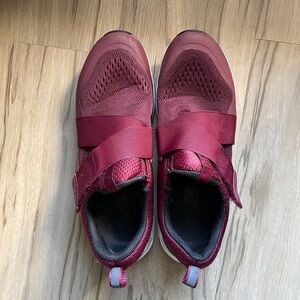 Maroon Tiem Athletic Cycling Shoes